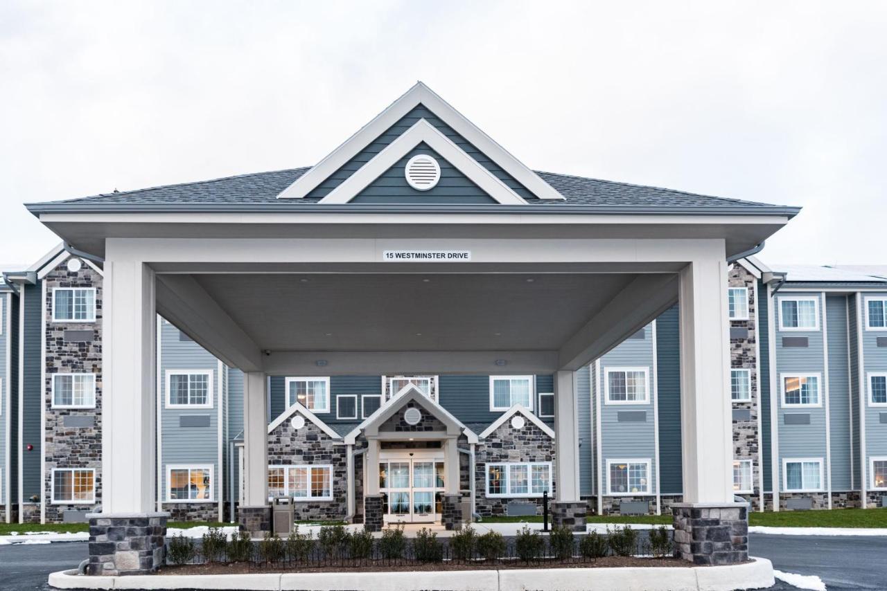 Microtel Inn & Suites By Wyndham Carlisle Bagian luar foto