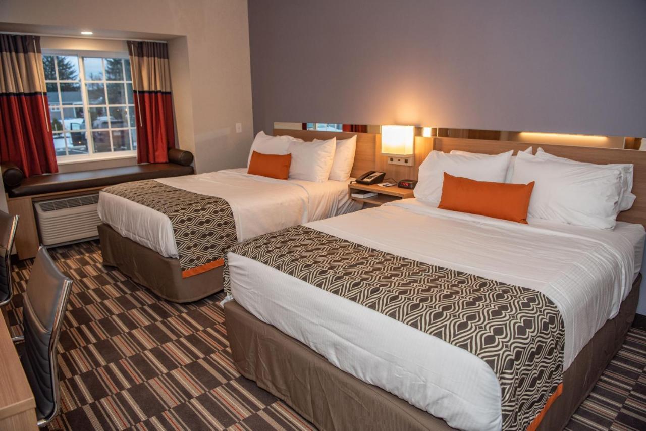 Microtel Inn & Suites By Wyndham Carlisle Bagian luar foto