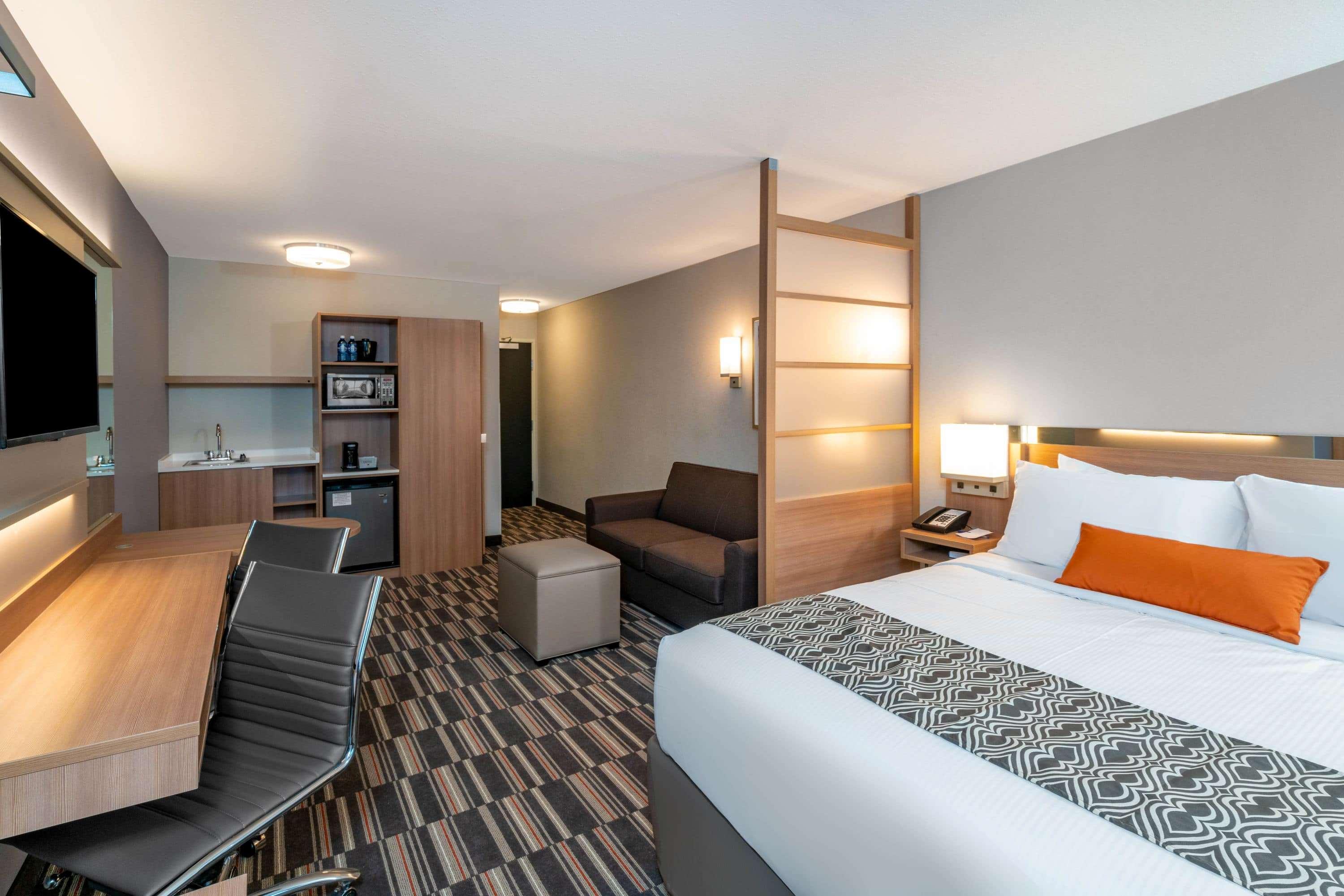 Microtel Inn & Suites By Wyndham Carlisle Bagian luar foto