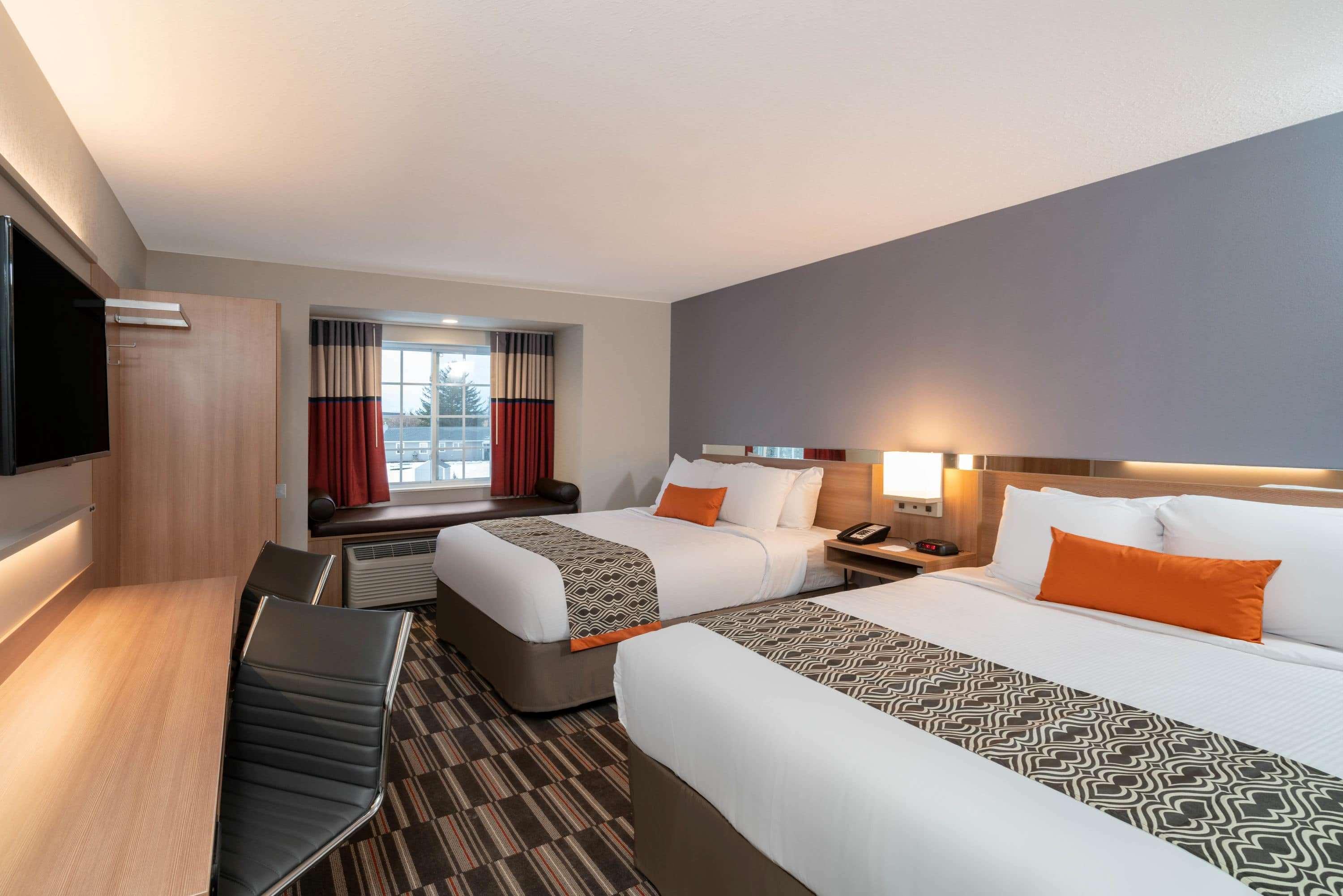 Microtel Inn & Suites By Wyndham Carlisle Bagian luar foto