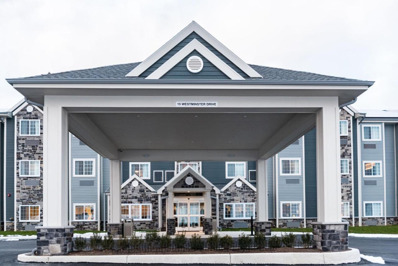 Microtel Inn & Suites By Wyndham Carlisle Bagian luar foto