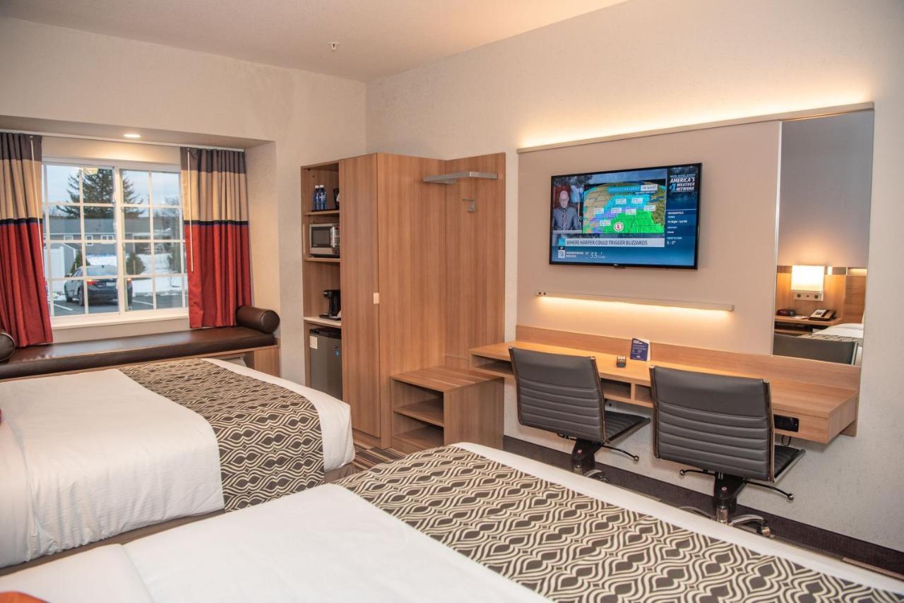 Microtel Inn & Suites By Wyndham Carlisle Bagian luar foto