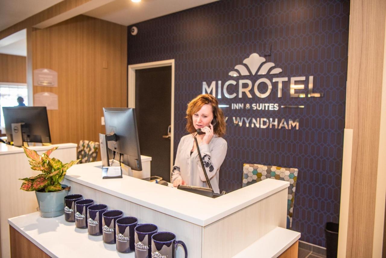 Microtel Inn & Suites By Wyndham Carlisle Bagian luar foto